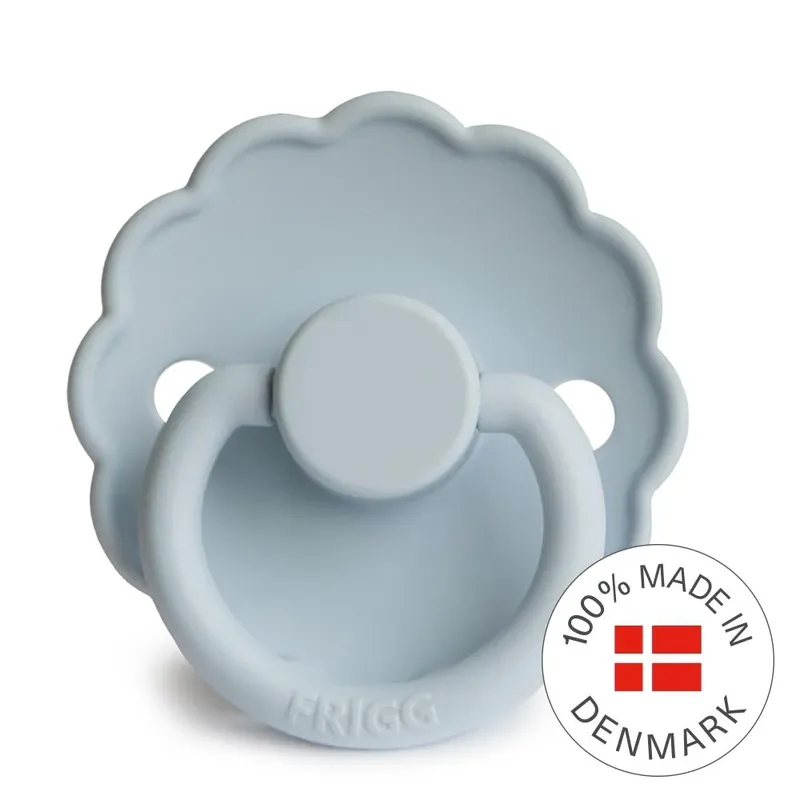 Frigg Napp i silikon Daisy Powder Blue 6m+ Sista chansen