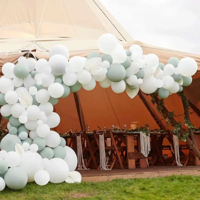 Reapris Gingerray latexballonger Luxe Sage & White genomföringar med fläkt