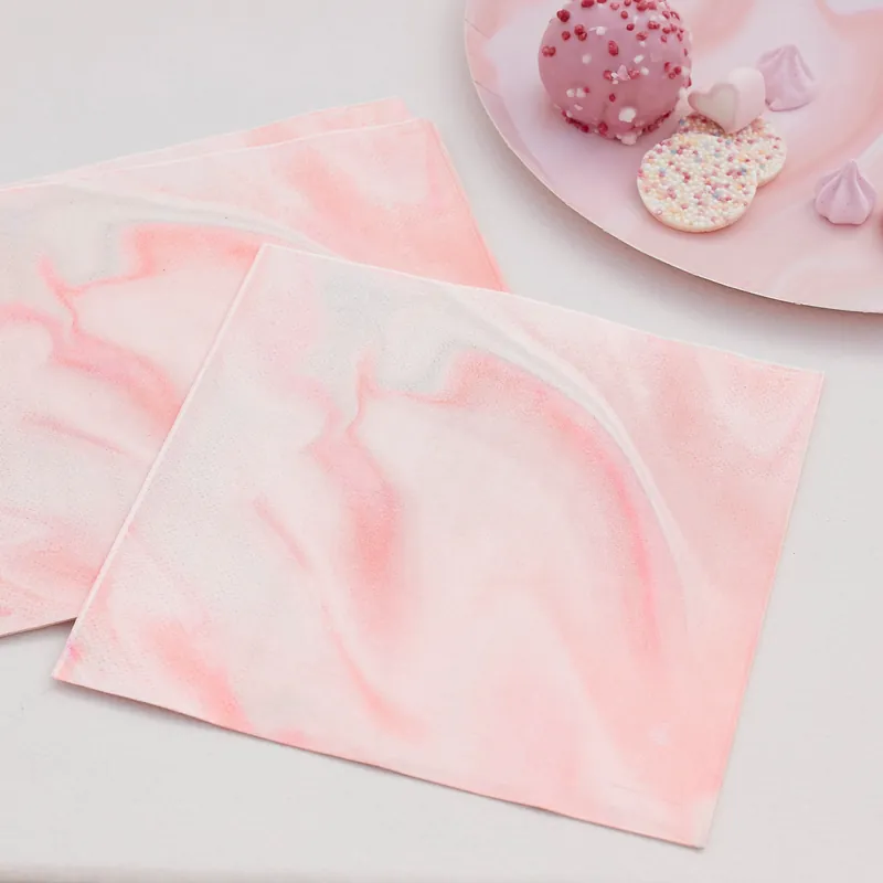 Gingerray pappersservetter Marble Pink Köp nu