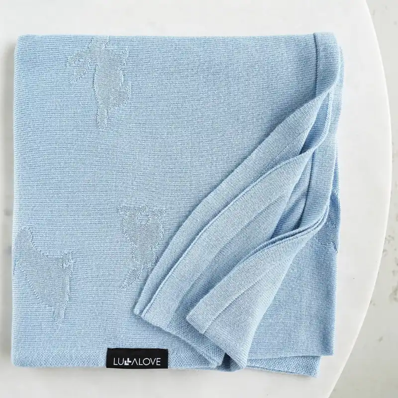 prisnedsättning LullaLove Lätt bambuflotte med kaniner – babyblå