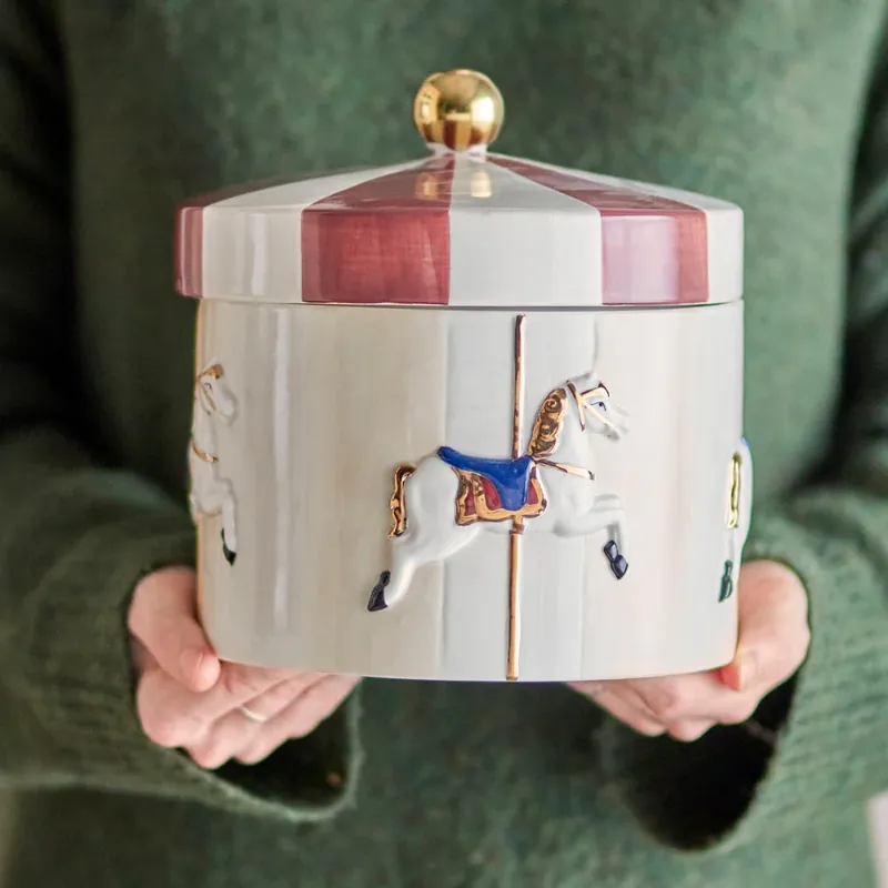 Bloomingville Förvaringsbehållare i stengods Merry-go-round Röd Reapris
