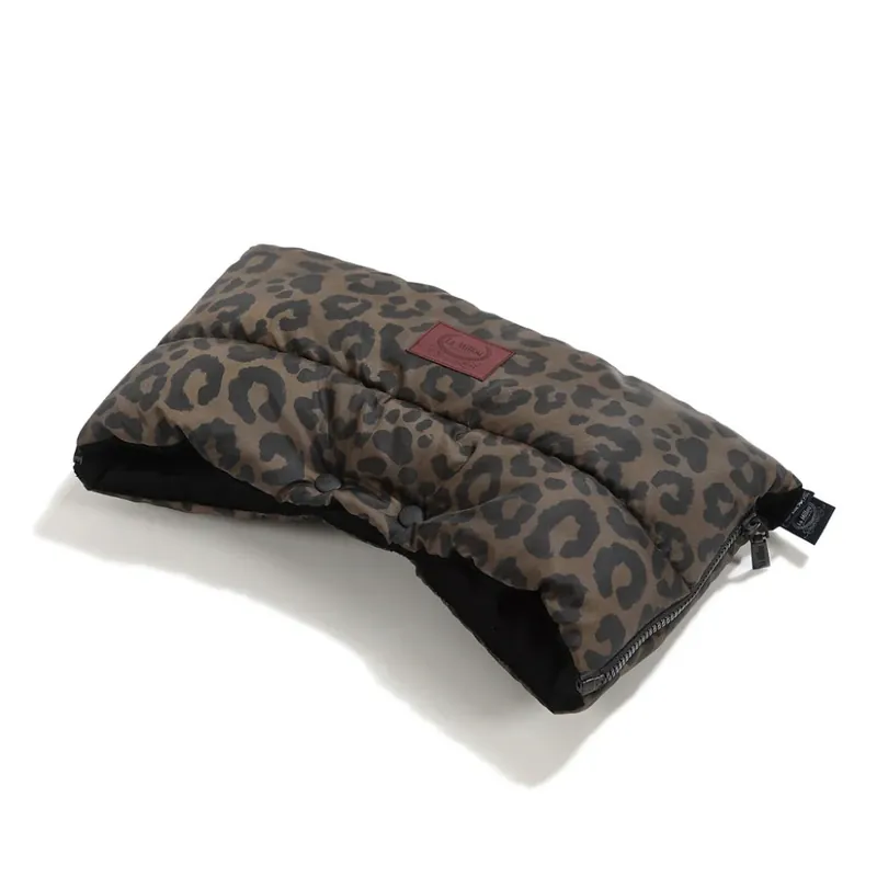 La Millou barnvagnsmuff Ortalion Leopard Choco Fynd