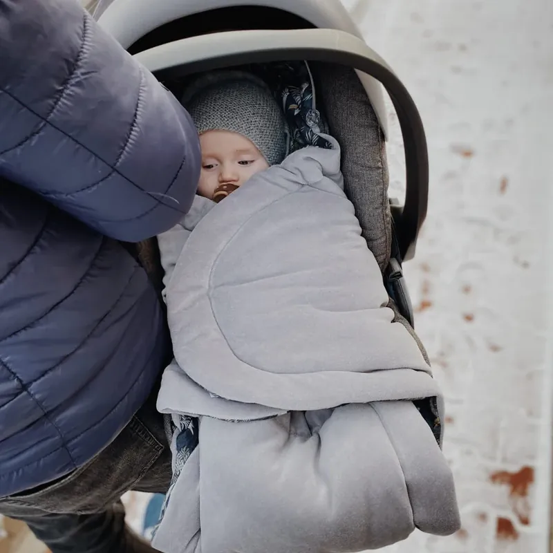 Sleepee bilbarnstolsskal Bohemian Grey Endast idag