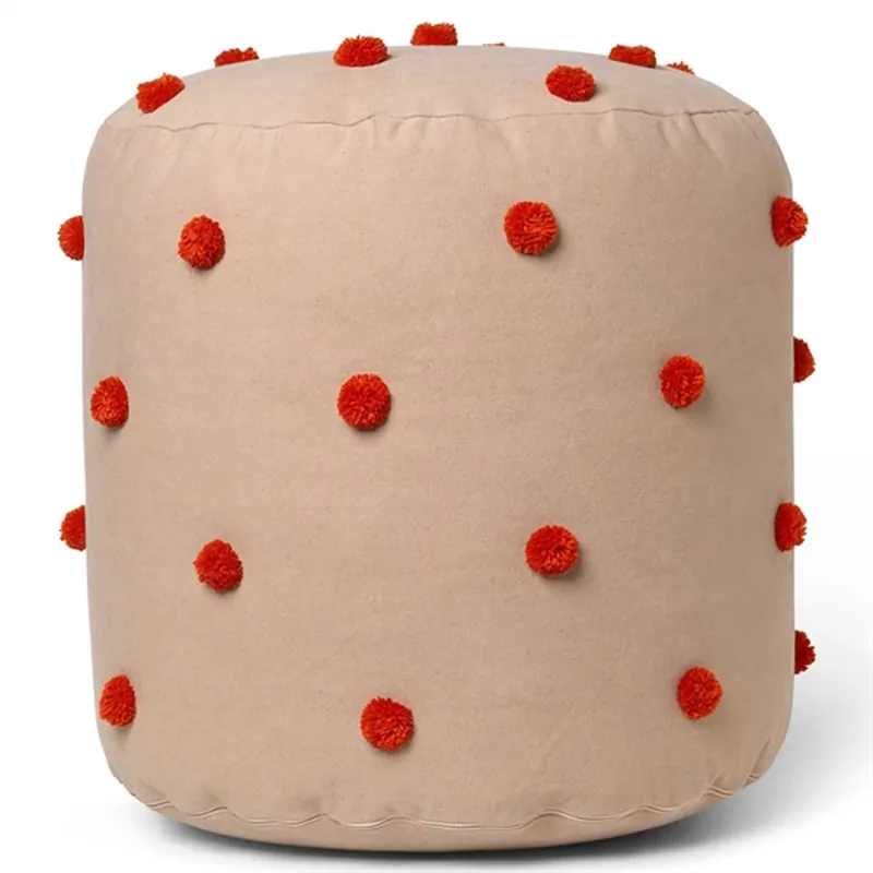 Ferm Living Dot Tufted Pouf Camel/Red Populärt val
