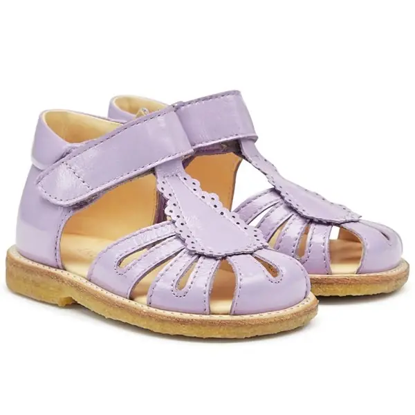 Sänkt pris Angulus Begyndersandaler Lilac