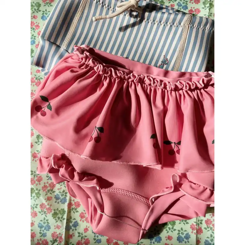 Konges Sløjd Strawberry Ice Bobbi Frill Swimshorts Kundfavorit