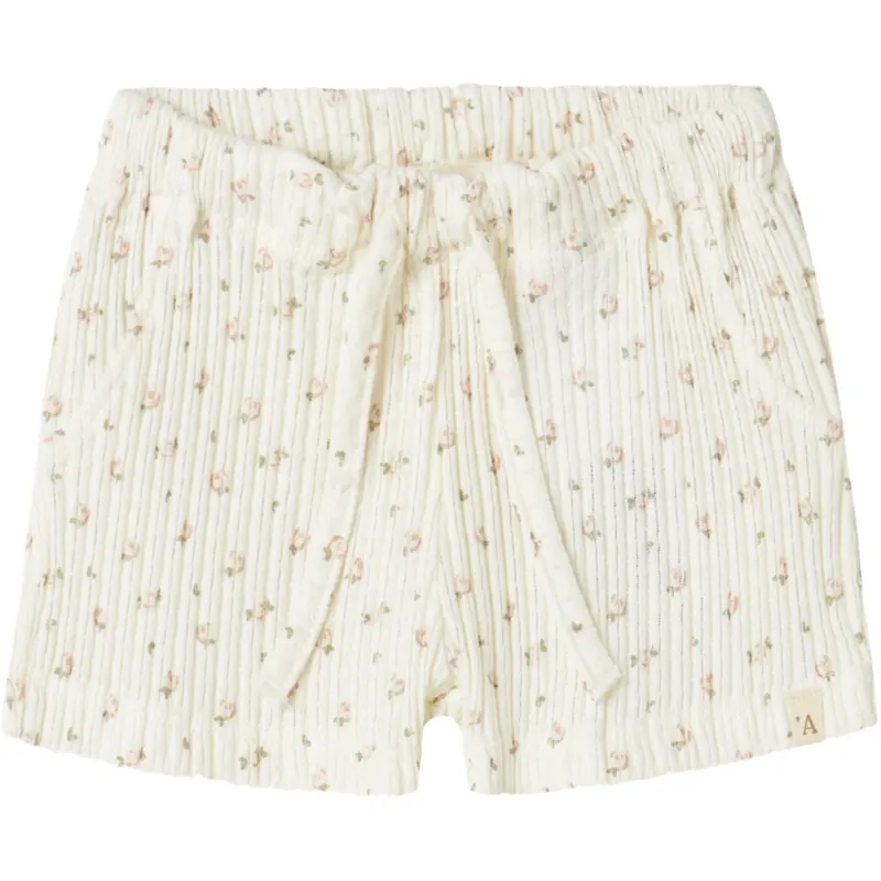 Lil‘Atelier Coconut Milk Hulla Hua Shorts Köp nu