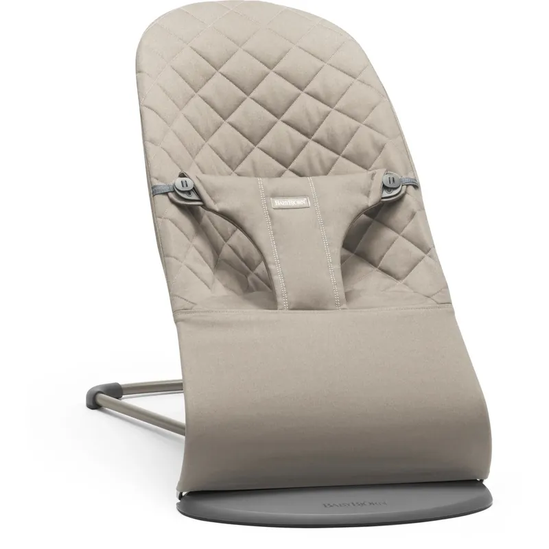 Sista chansen BabyBjörn Sand Grey Skråstol Bliss Klassisk Quilt
