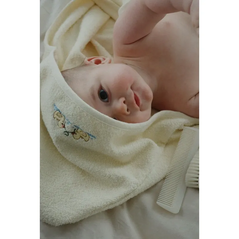 Konges Sløjd Antique White Figo Baby Handduk GOTS Outlet